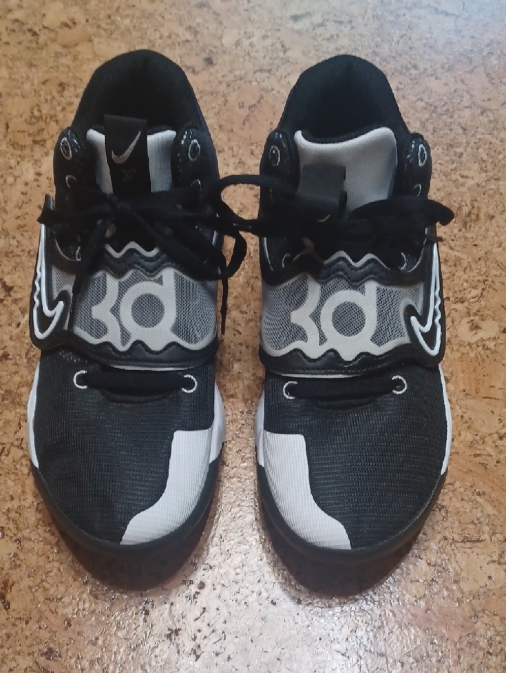 Nike Men's KD Trey 7X Black/White/Green Athletic Shoes Size 10.5